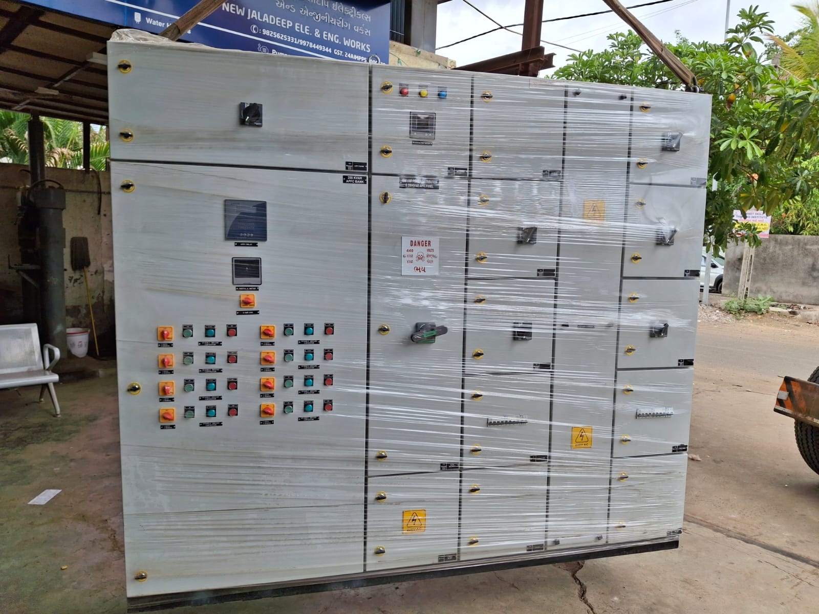 Electrical control panel internals
